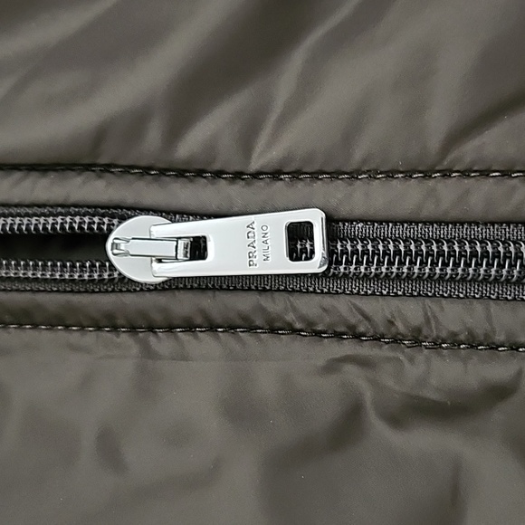 Prada lightweight jacket - Picture 4 of 14